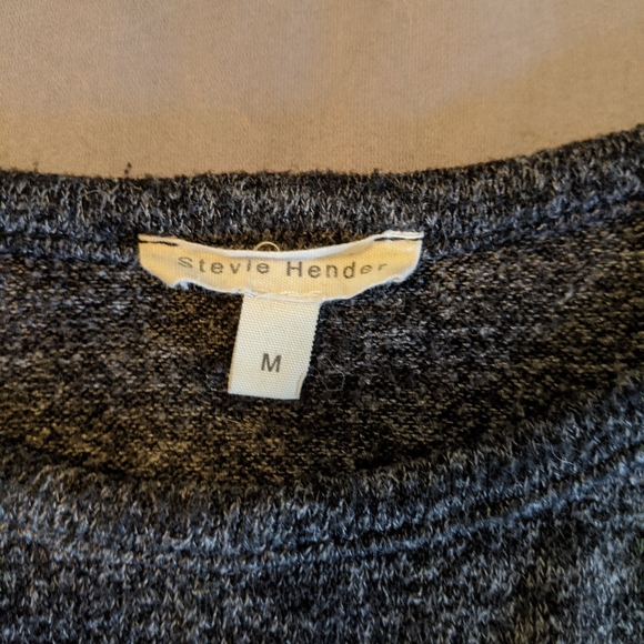 Grey Sweater - Picture 2 of 3